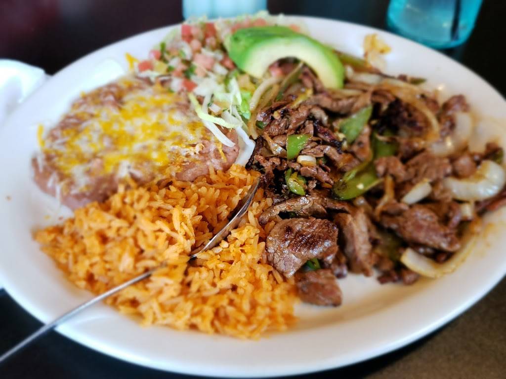 Charritos House Mexican Restaurant | restaurant | 9080 Spruce Mountain Rd, Larkspur, CO 80118, USA | 3036812373 OR +1 303-681-2373