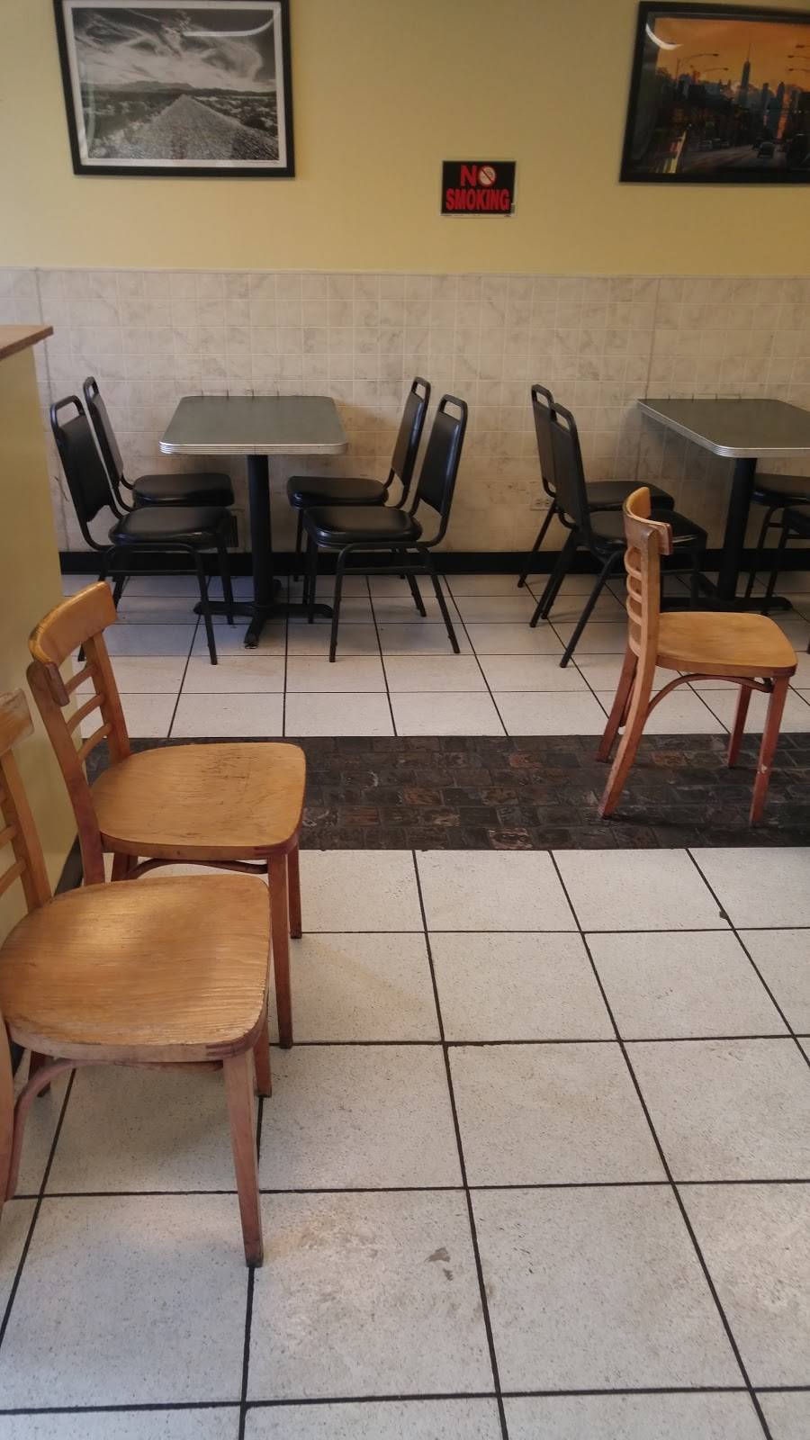 Takie Outit | restaurant | 2132 W Chicago Ave, Chicago, IL 60622, USA | 7732521880 OR +1 773-252-1880