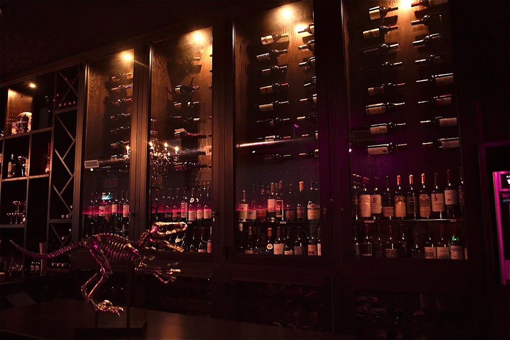 Champagne Villain | restaurant | 230 Cincinnati Ave, El Paso, TX 79902, USA | 9158419964 OR +1 915-841-9964