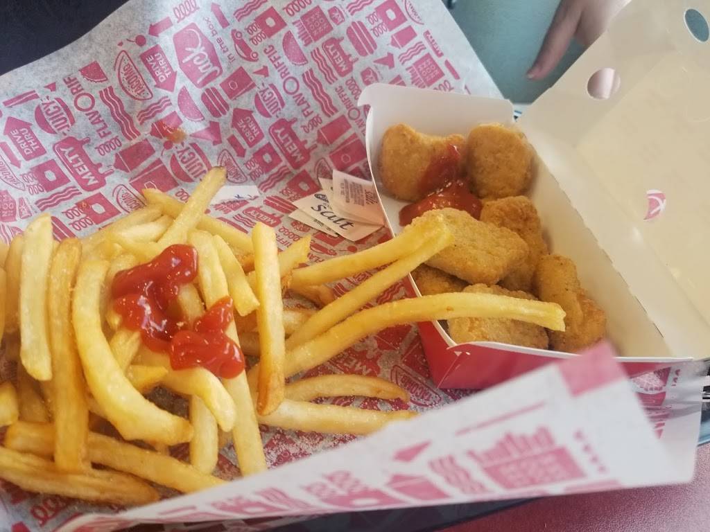 Jack in the Box | restaurant | 622 McGavock Pk, Nashville, TN 37214, USA | 6152329411 OR +1 615-232-9411