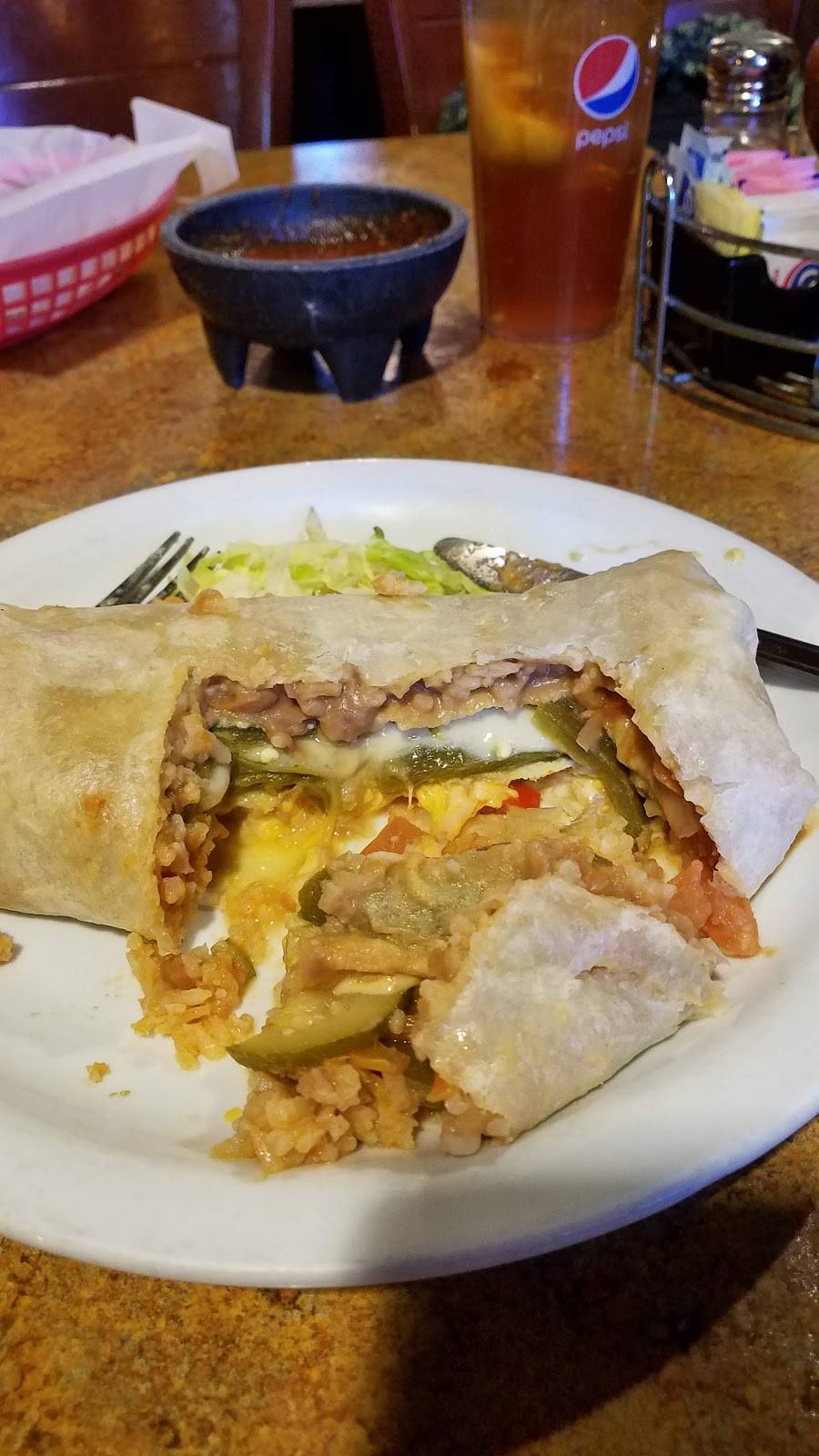 Cucas Mexican Food | restaurant | 2733, 1752 E Lugonia Ave #121, Redlands, CA 92374, USA | 9093891235 OR +1 909-389-1235