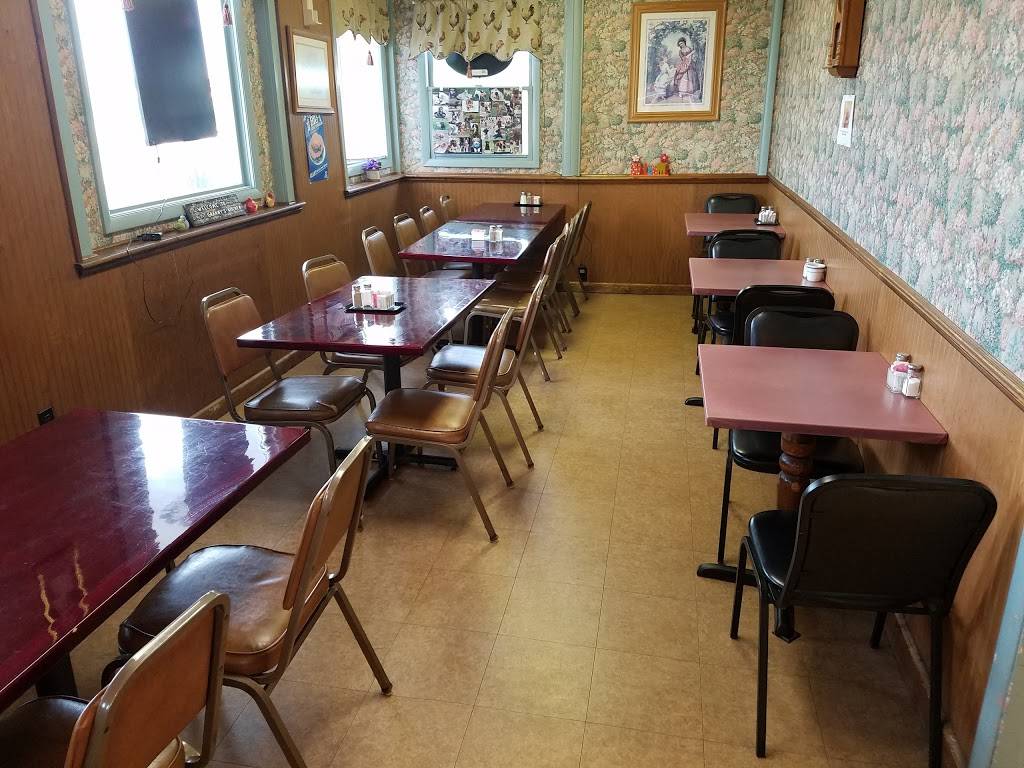 Grannys Kitchen | restaurant | 9723, 1105 W Main St, Woodville, OH 43469, USA | 4198492203 OR +1 419-849-2203