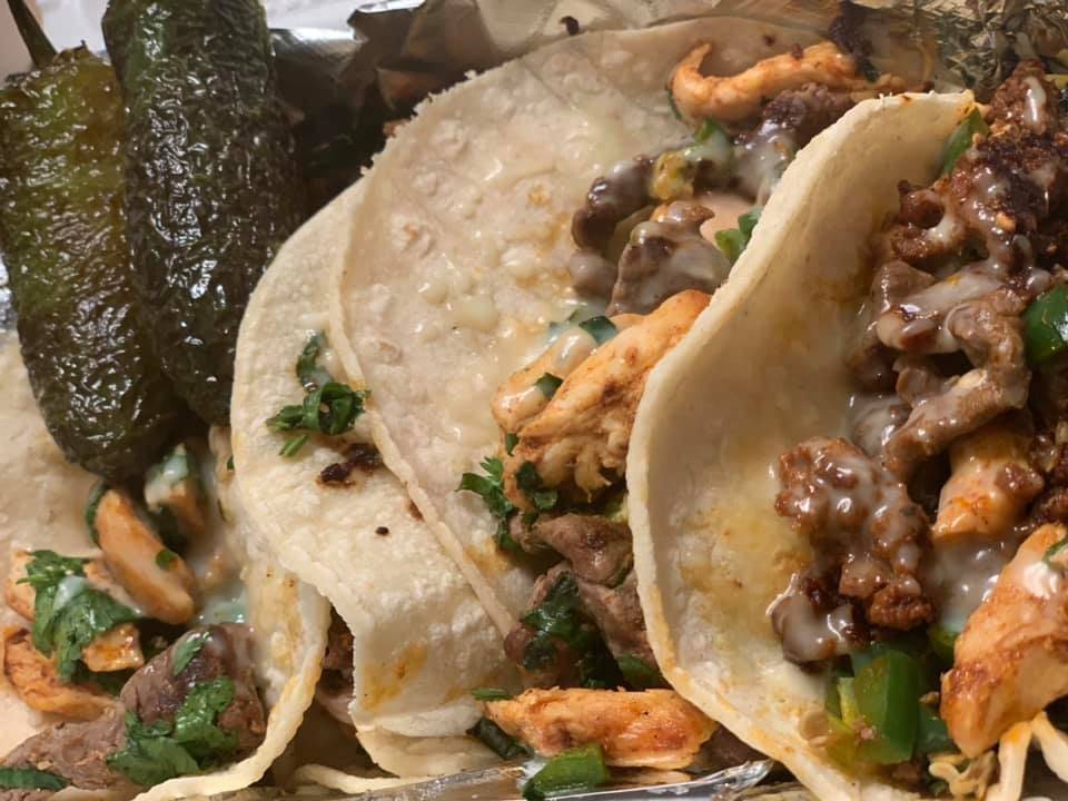 El Molcajete Mexican restaurant | restaurant | 6640 Hwy 412 South, Bells, TN 38006, USA | 7316630094 OR +1 731-663-0094