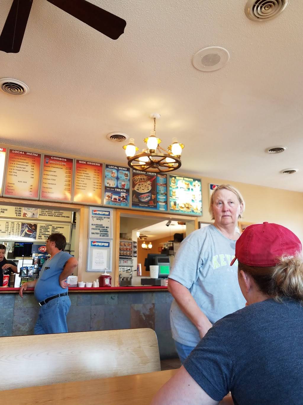 Dairy Queen | restaurant | 707 S Grand Ave, Charles City, IA 50616, USA | 6412283161 OR +1 641-228-3161