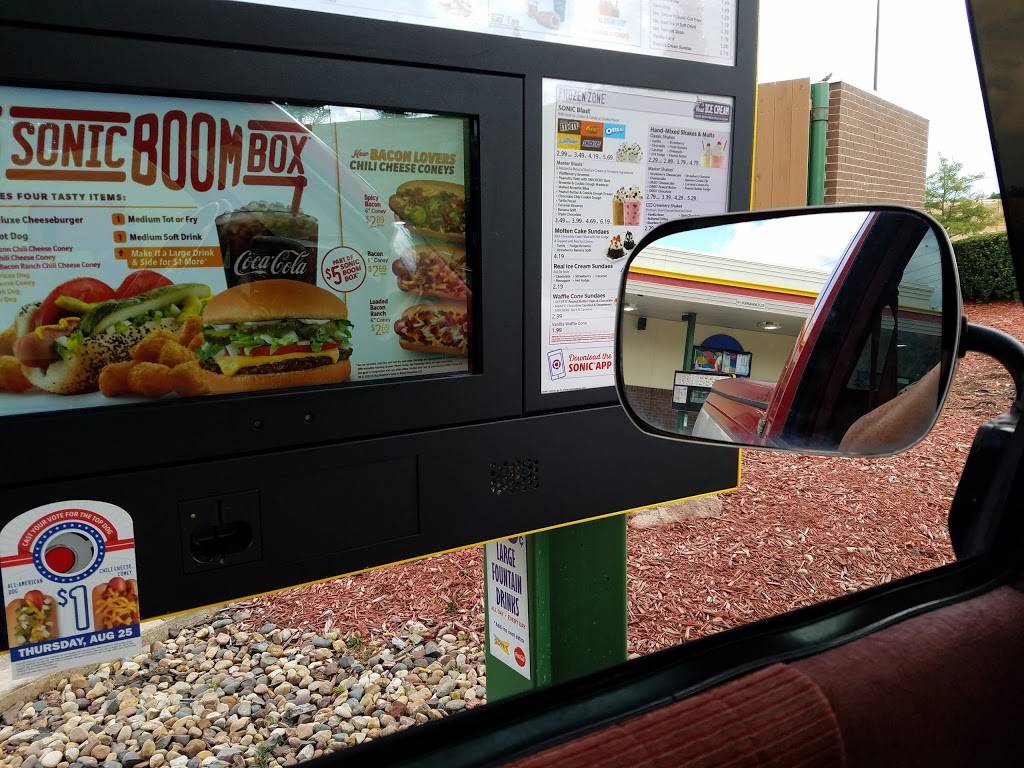 Sonic Drive-In | restaurant | 1002 S Kirkwood Rd, Kirkwood, MO 63122, USA | 3148351149 OR +1 314-835-1149