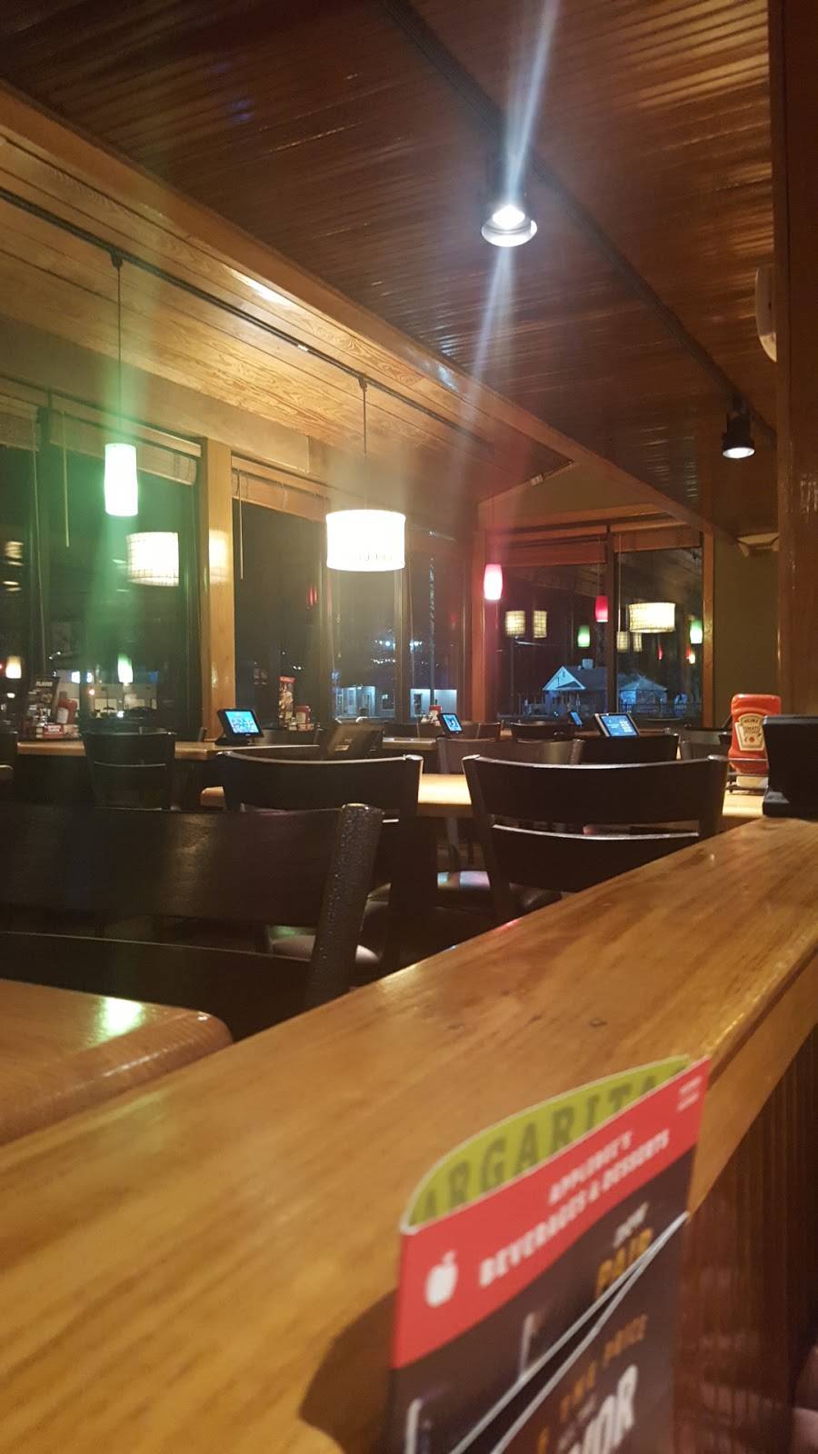 Applebees Grill + Bar | restaurant | 605 Columbia Ave, Lexington, SC 29072, USA | 8033566889 OR +1 803-356-6889