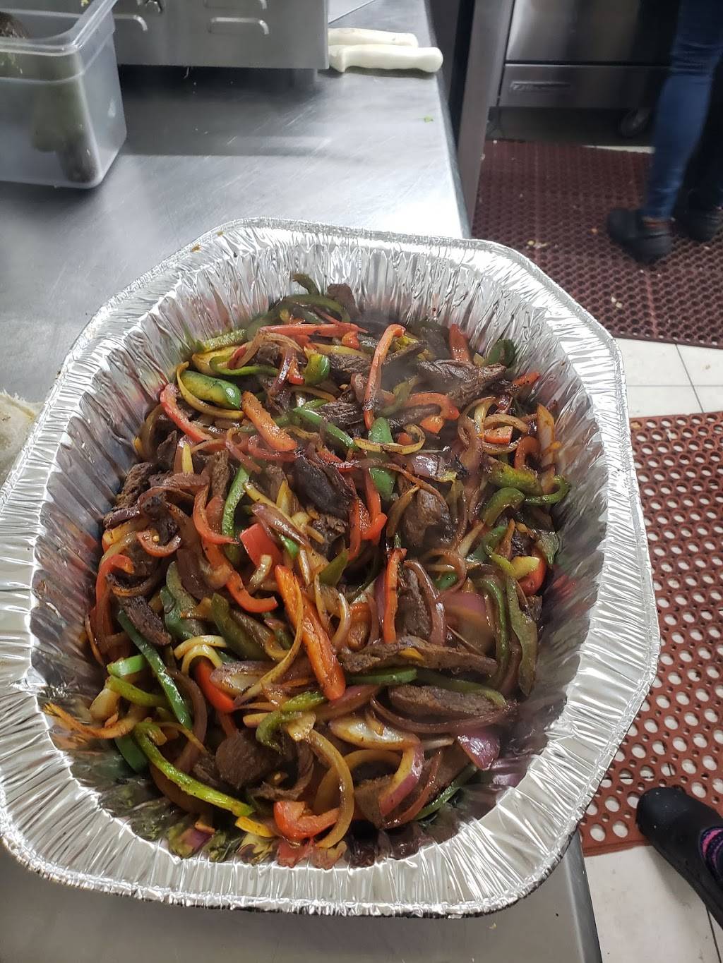 El Sabor Latino by Quick Stop Deli | restaurant | 11251 Old Baltimore Pike, Beltsville, MD 20705, USA | 3015953072 OR +1 301-595-3072