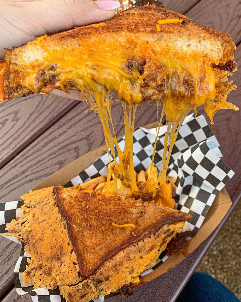 The Melt on Wheels | restaurant | Inside Craft Beer Cellar, 907 Franklin St, Houston, TX 77002, USA | 7132270199 OR +1 713-227-0199