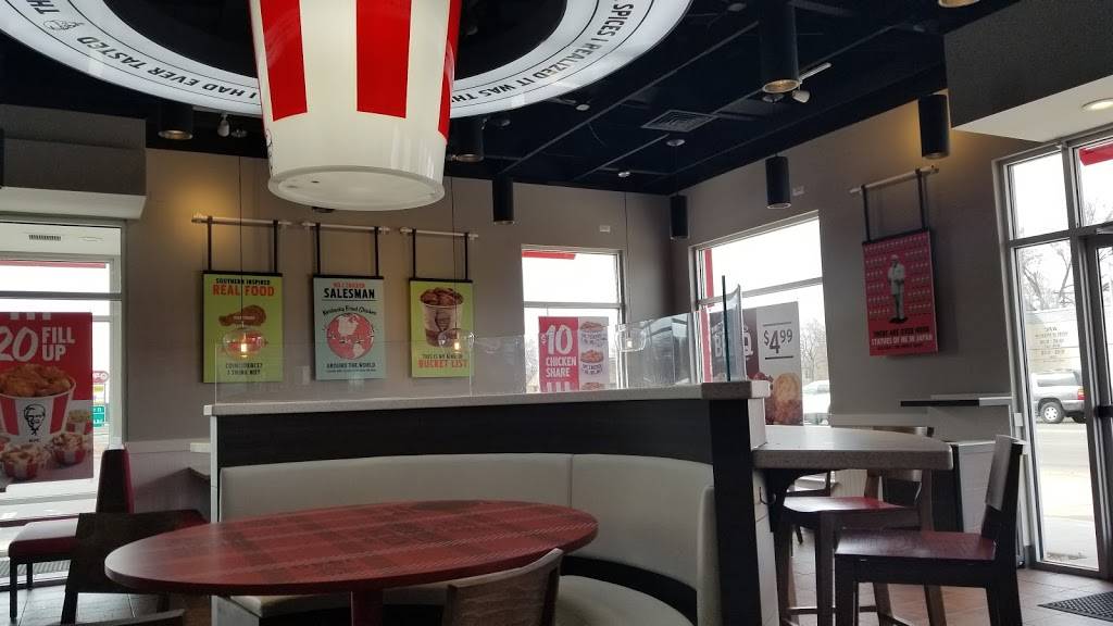 KFC | restaurant | 14201 W 7 Mile Rd, Detroit, MI 48235, USA | 3138610645 OR +1 313-861-0645