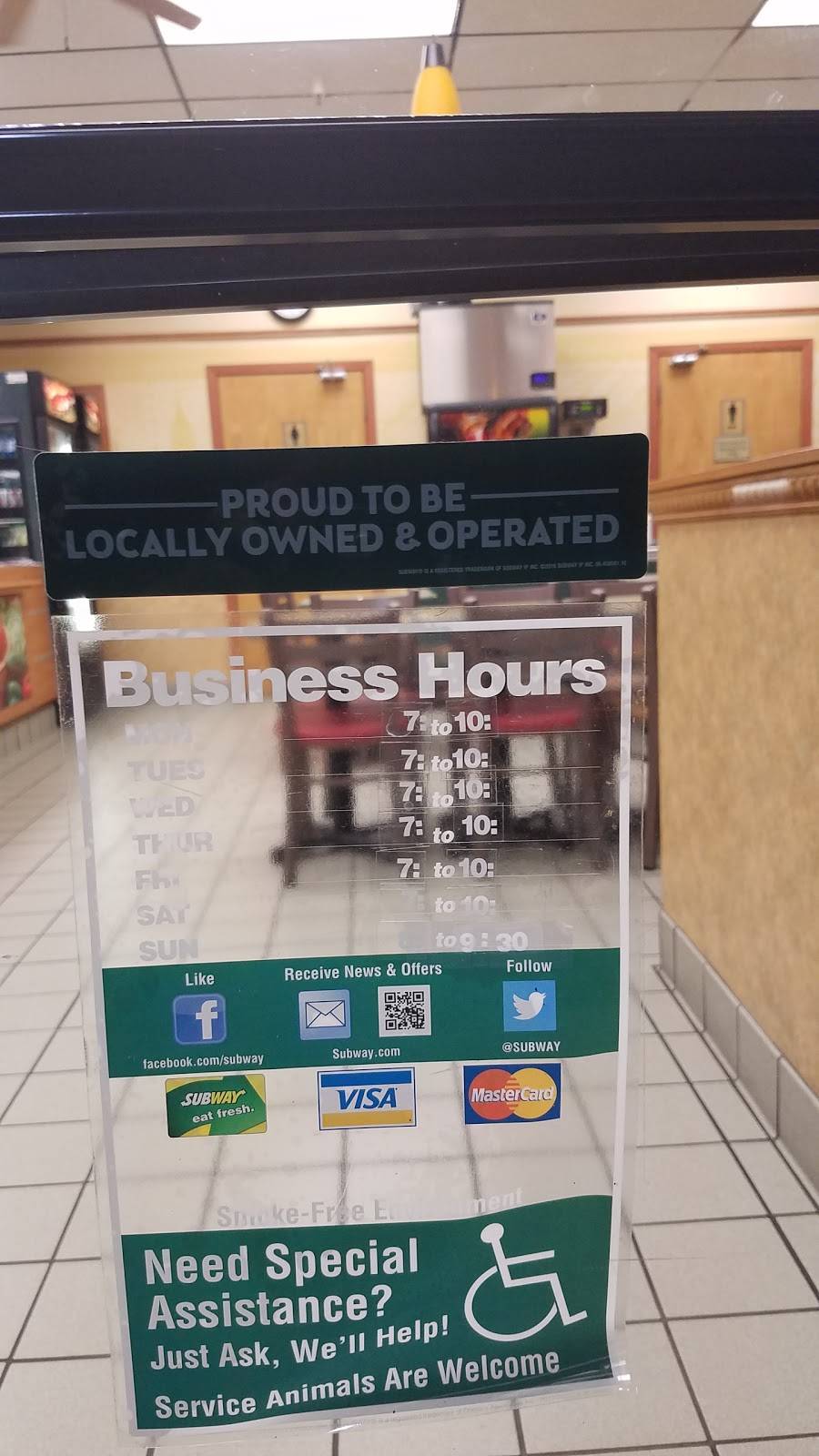 Subway | meal takeaway | 24947 OR-126 Suite A, Veneta, OR 97487, USA | 5419352761 OR +1 541-935-2761