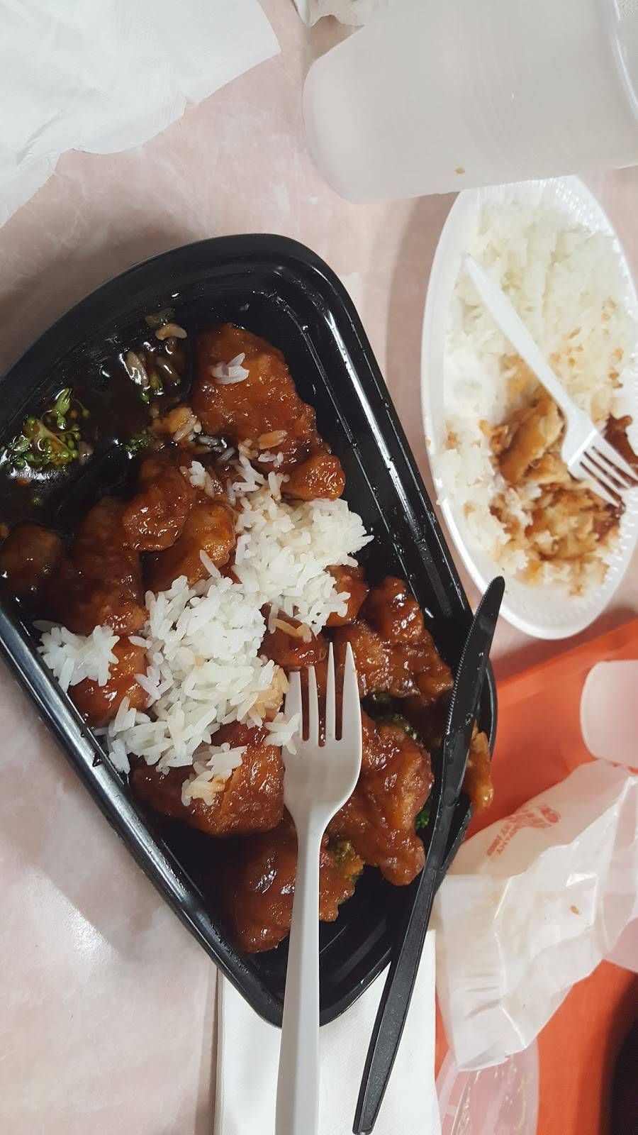 Goodies Restaurant & Carryout | restaurant | 5920 Princess Garden Pkwy, Lanham, MD 20706, USA | 3014292850 OR +1 301-429-2850