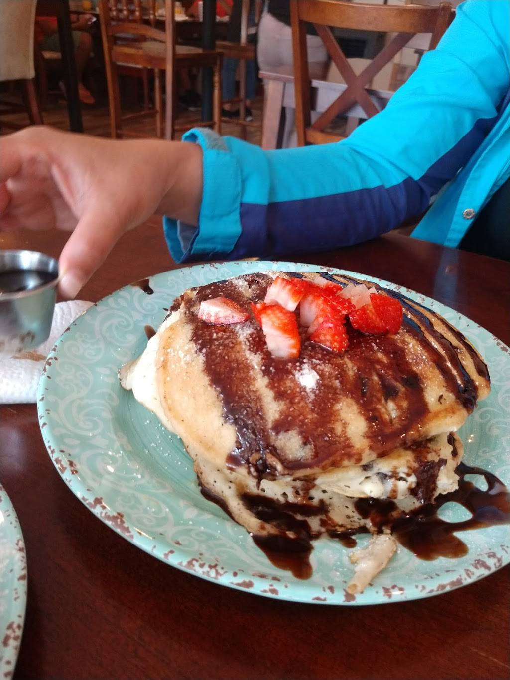 Yours and Mine Cafe and Bakery | restaurant | 2104, 132 E College St, Covina, CA 91723, USA | 6263319095 OR +1 626-331-9095