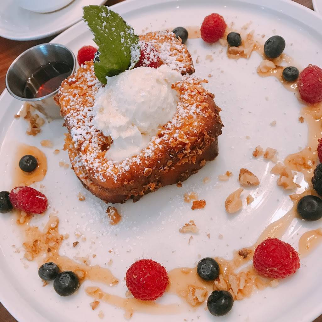 Home Plate | restaurant | 2150 Lombard St, San Francisco, CA 94123, USA | 4159224663 OR +1 415-922-4663