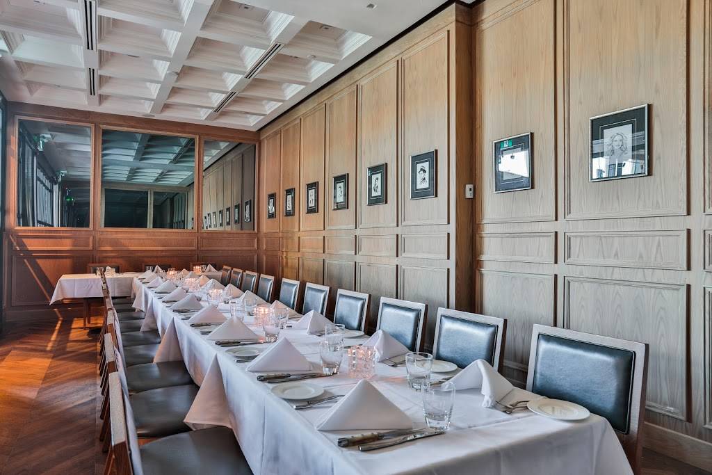 Black Angus Steakhouse | restaurant | 3250 Bloor St W Unit 126, Etobicoke, ON M8X 2X4, Canada | 4162337406 OR +1 416-233-7406