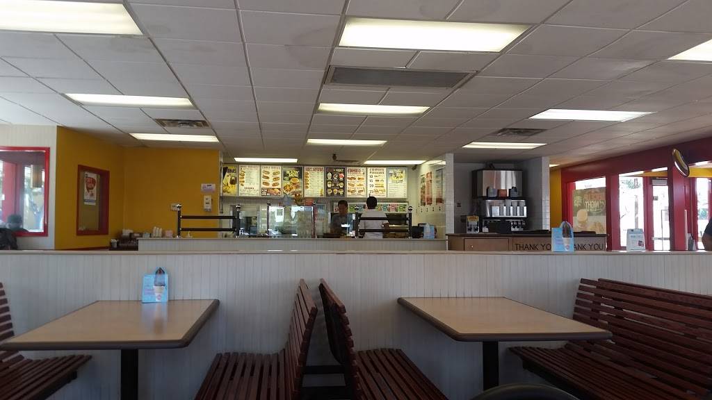 Wienerschnitzel | restaurant | 2780 Pacific Coast Hwy, Torrance, CA 90505, USA | 3105392823 OR +1 310-539-2823