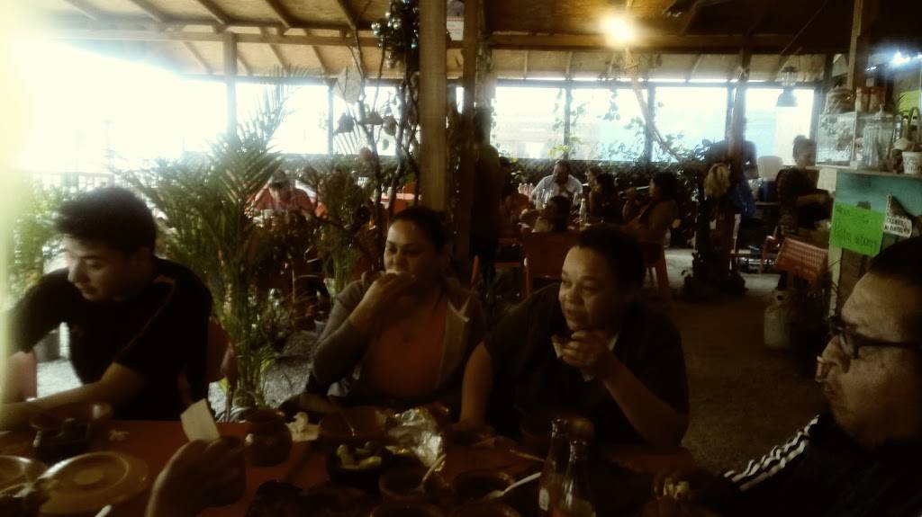 Barbacoa De Borrego El Poblano | restaurant | Blvd. el Refugio, Lomas Virreyes, 22244 Tijuana, B.C., Mexico | 016642694200 OR +52 664 269 4200