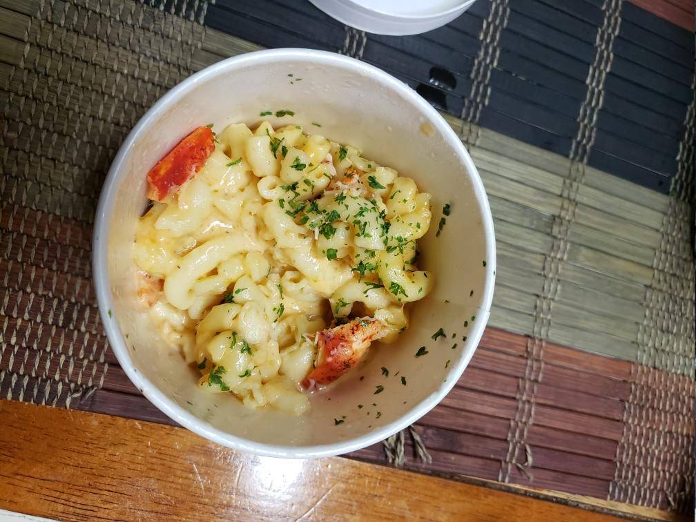 BK lobster | restaurant | 535 Nostrand Ave., Brooklyn, NY 11216, USA | 3473654040 OR +1 347-365-4040