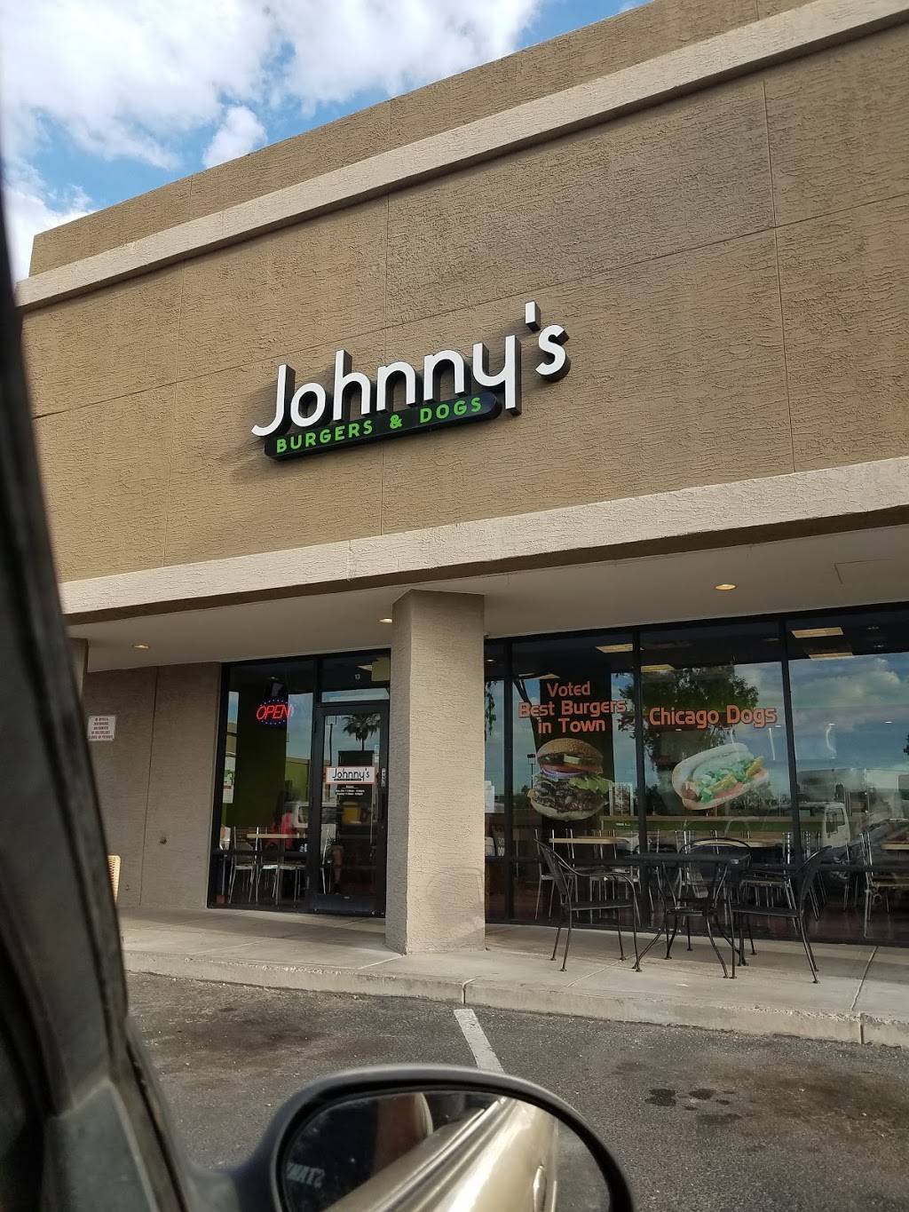 Johnnys Burgers & Dogs | restaurant | 3141 S McClintock Dr #13, Tempe, AZ 85282, USA | 4807553833 OR +1 480-755-3833