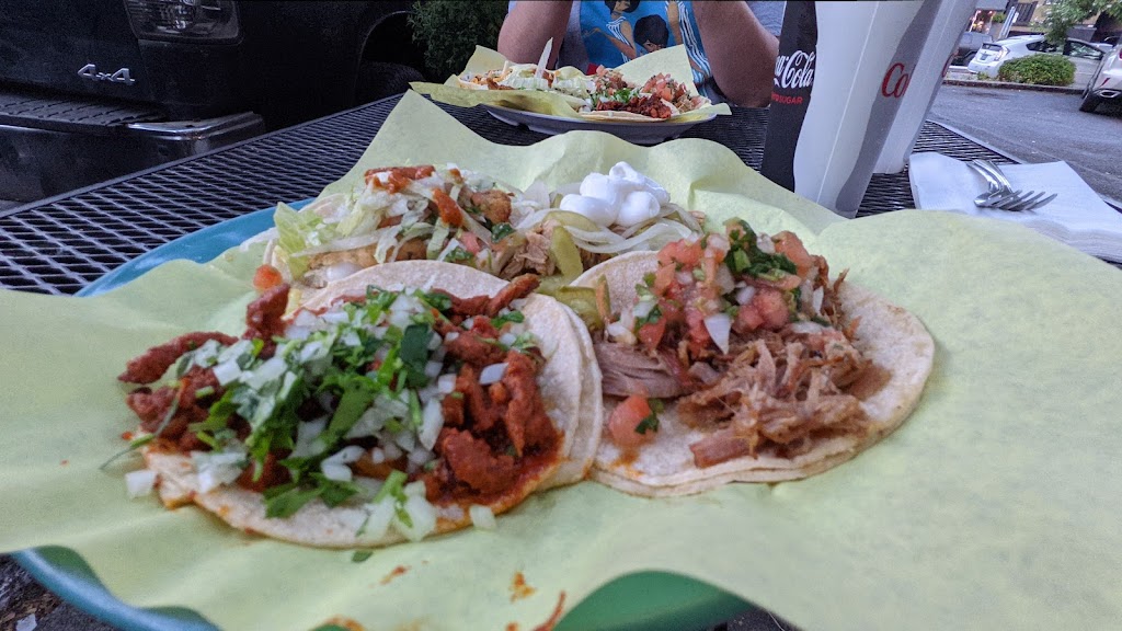 Olé Olé | restaurant | 2137 E Burnside St, Portland, OR 97214, USA | 5032301132 OR +1 503-230-1132