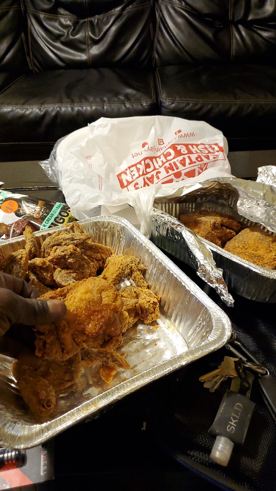 Captain Jays Fish & Chicken | restaurant | 18400 W Warren Ave, Detroit, MI 48228, USA | 3139820100 OR +1 313-982-0100