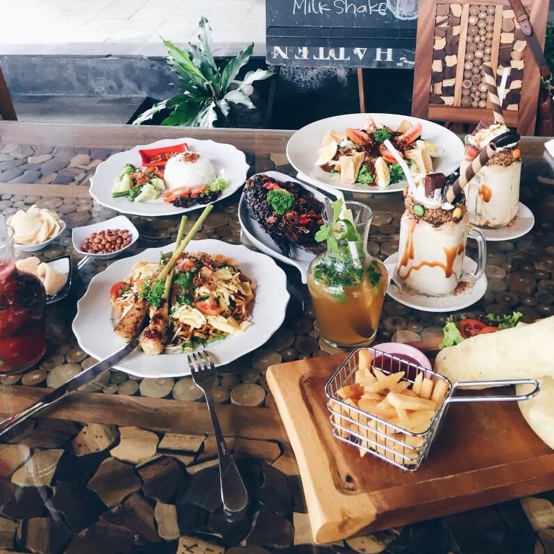 KATS Breakfast & Lunch | restaurant | 701 E Franklin St # 110, Richmond, VA 23219, USA | 8042258400 OR +1 804-225-8400