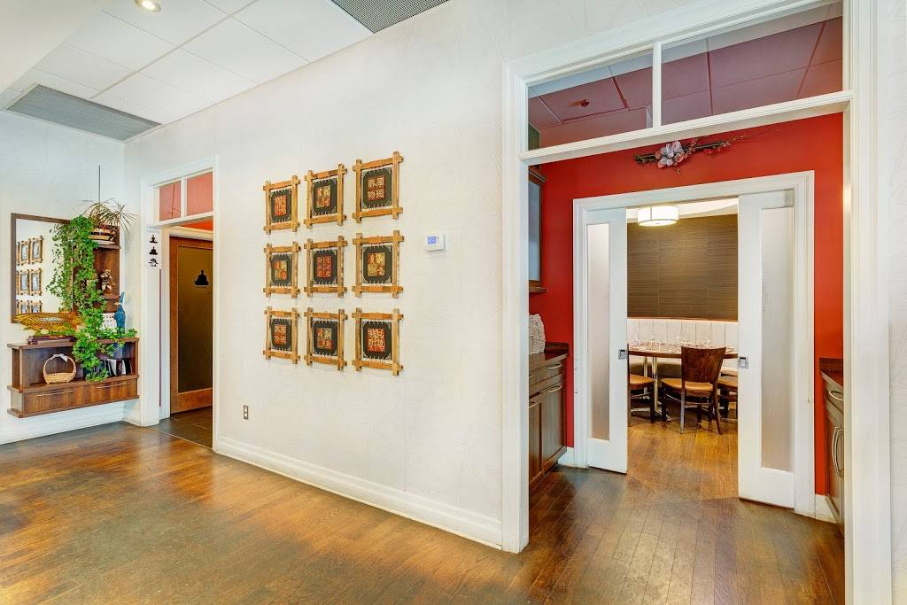 Restaurant Le Piment Szechuan | restaurant | 791 Boulevard Laurier, McMasterville, QC J3G 0K5, Canada | 4504640009 OR +1 450-464-0009