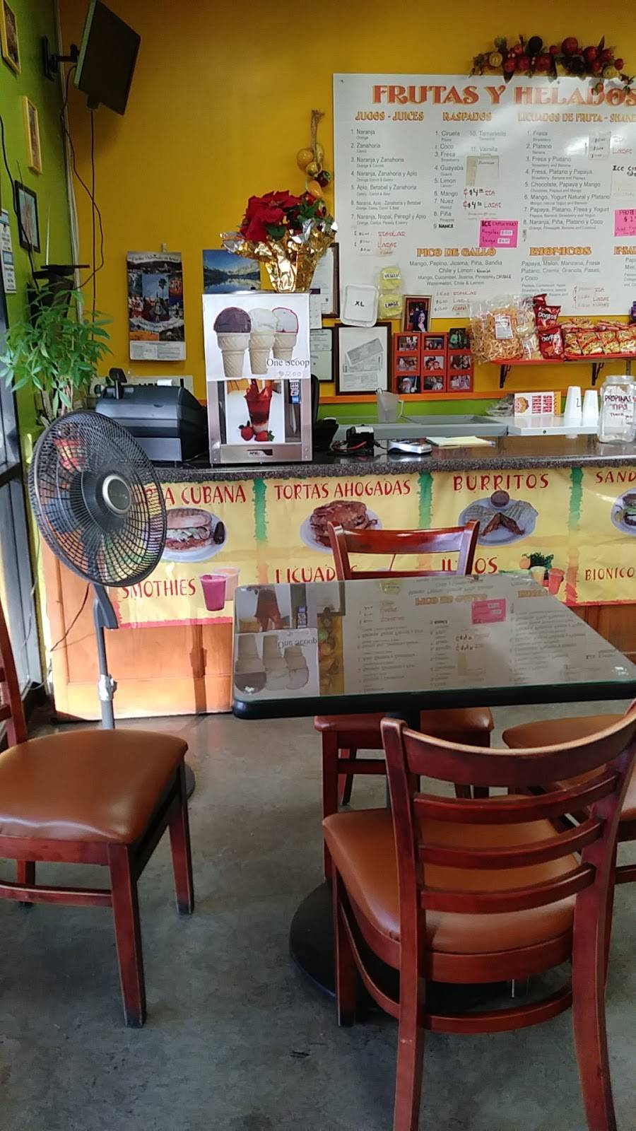 Frutas Y Helados Wendy | restaurant | 1202 S Greenwood Ave, Montebello, CA 90640, USA | 3238370772 OR +1 323-837-0772