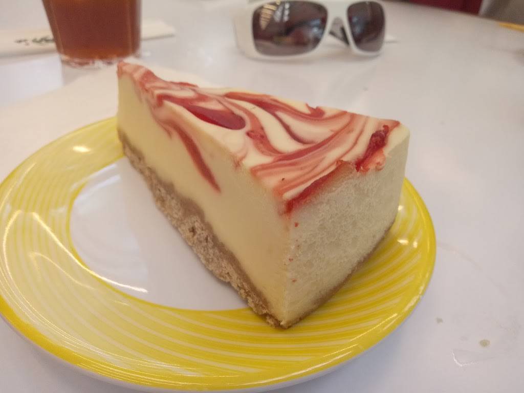 Sushi Yummy | restaurant | 8001 S Orange Blossom Trail suite 1013a, Orlando, FL 32809, USA | 4078509091 OR +1 407-850-9091