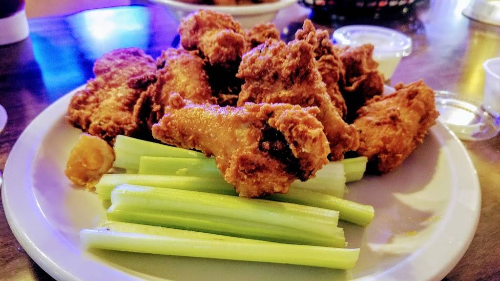 The Chicken House | restaurant | 7180 IN-111, Sellersburg, IN 47172, USA | 8122469485 OR +1 812-246-9485