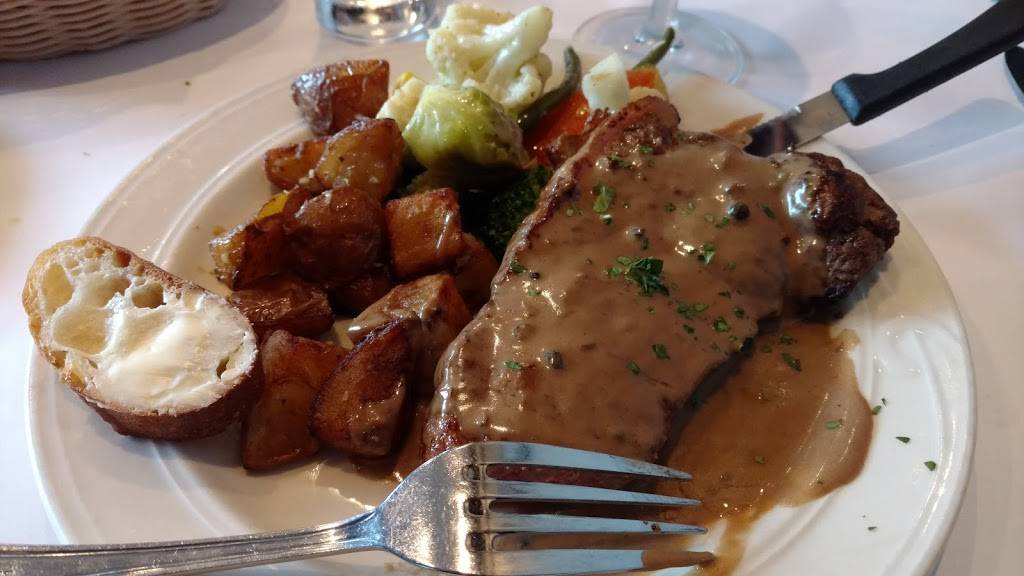 Basque Cultural Center | restaurant | 599 Railroad Ave, South San Francisco, CA 94080, USA | 6505838091 OR +1 650-583-8091