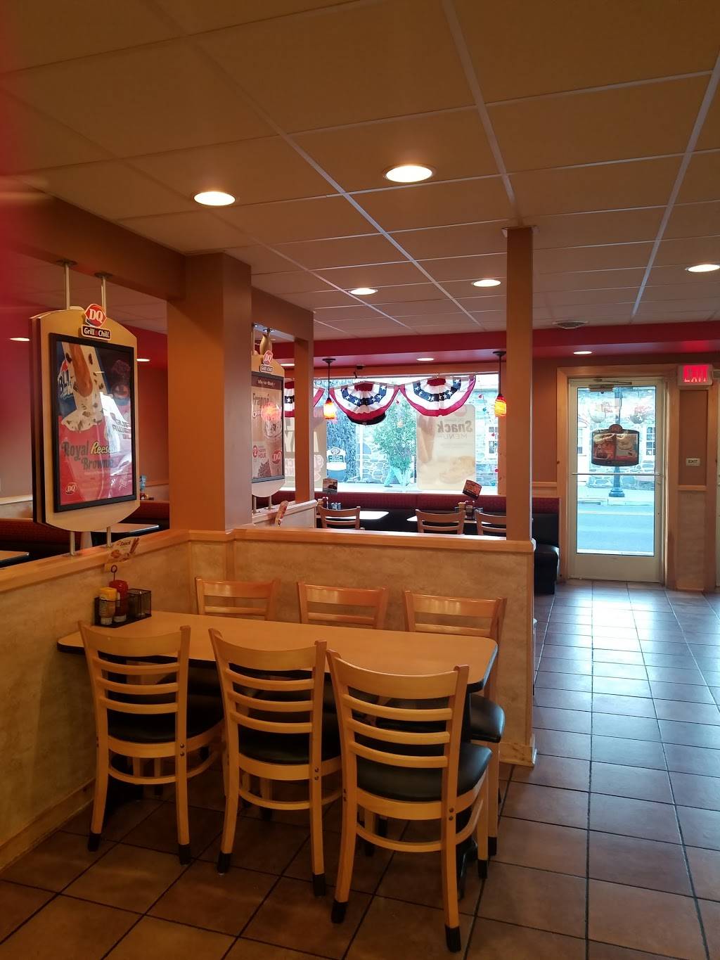 Dairy Queen Grill & Chill | restaurant | 230 Steinwehr Ave, Gettysburg, PA 17325, USA | 7173344424 OR +1 717-334-4424