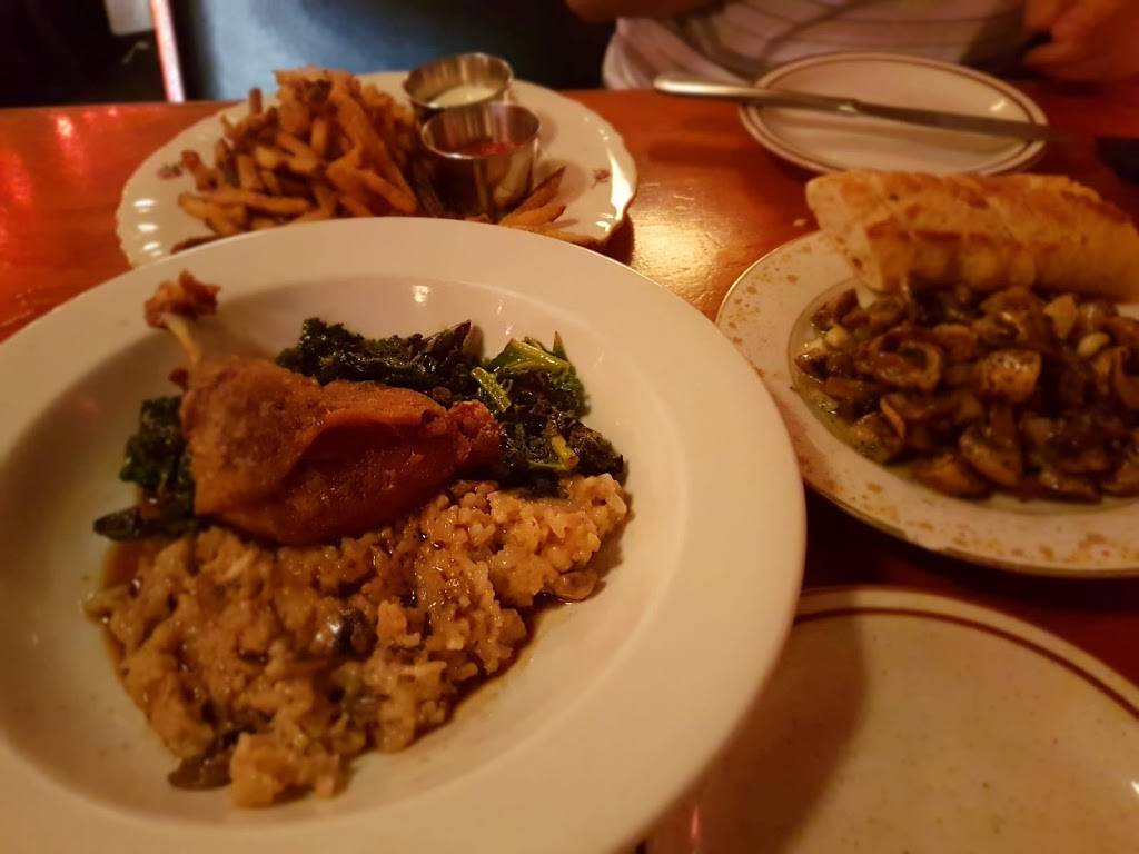 Gainsbourg | night club | 8550 Greenwood Ave N, Seattle, WA 98103, USA | 2067834004 OR +1 206-783-4004