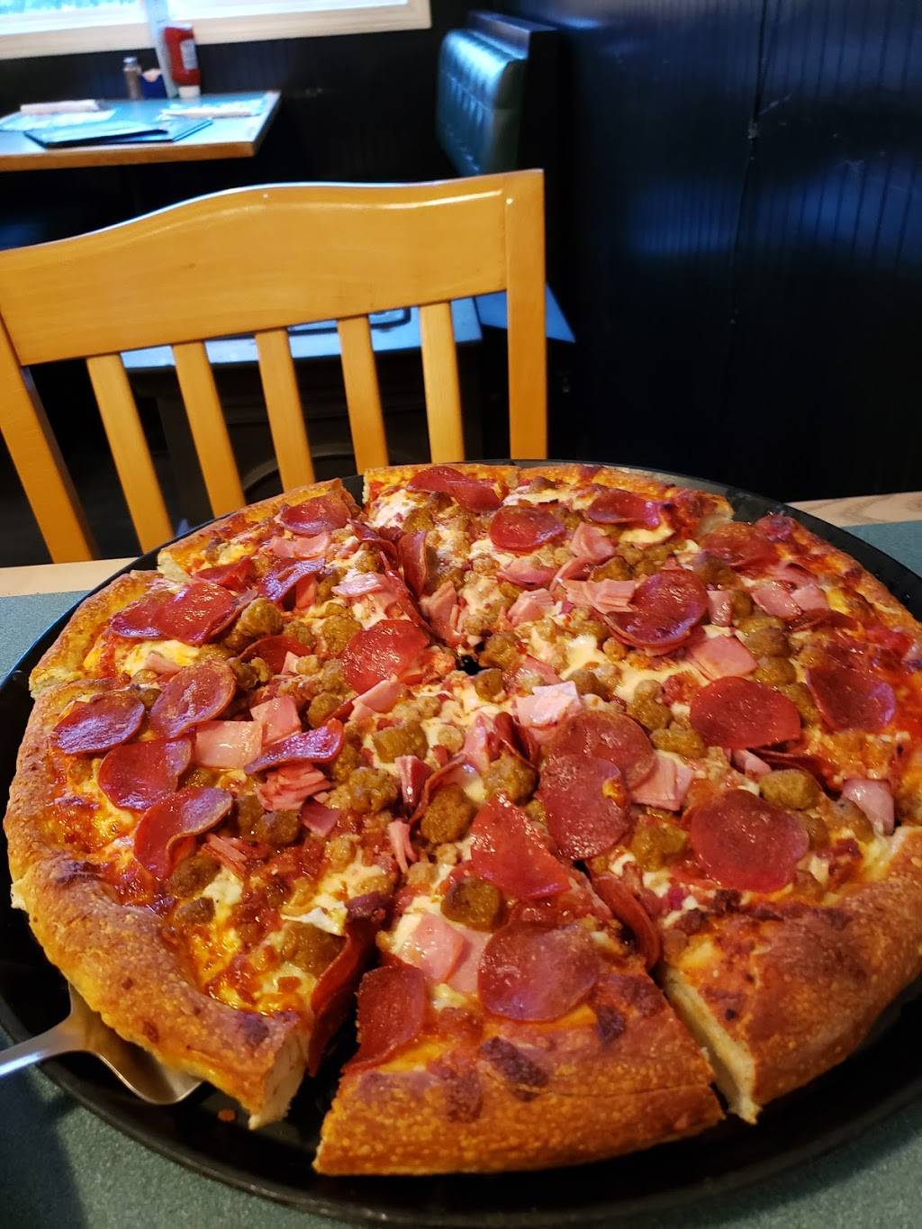 Pizzaria 101 & Family Restaurant | restaurant | 16 Mashamoquet Rd # A, Pomfret Center, CT 06259, USA | 8609285566 OR +1 860-928-5566