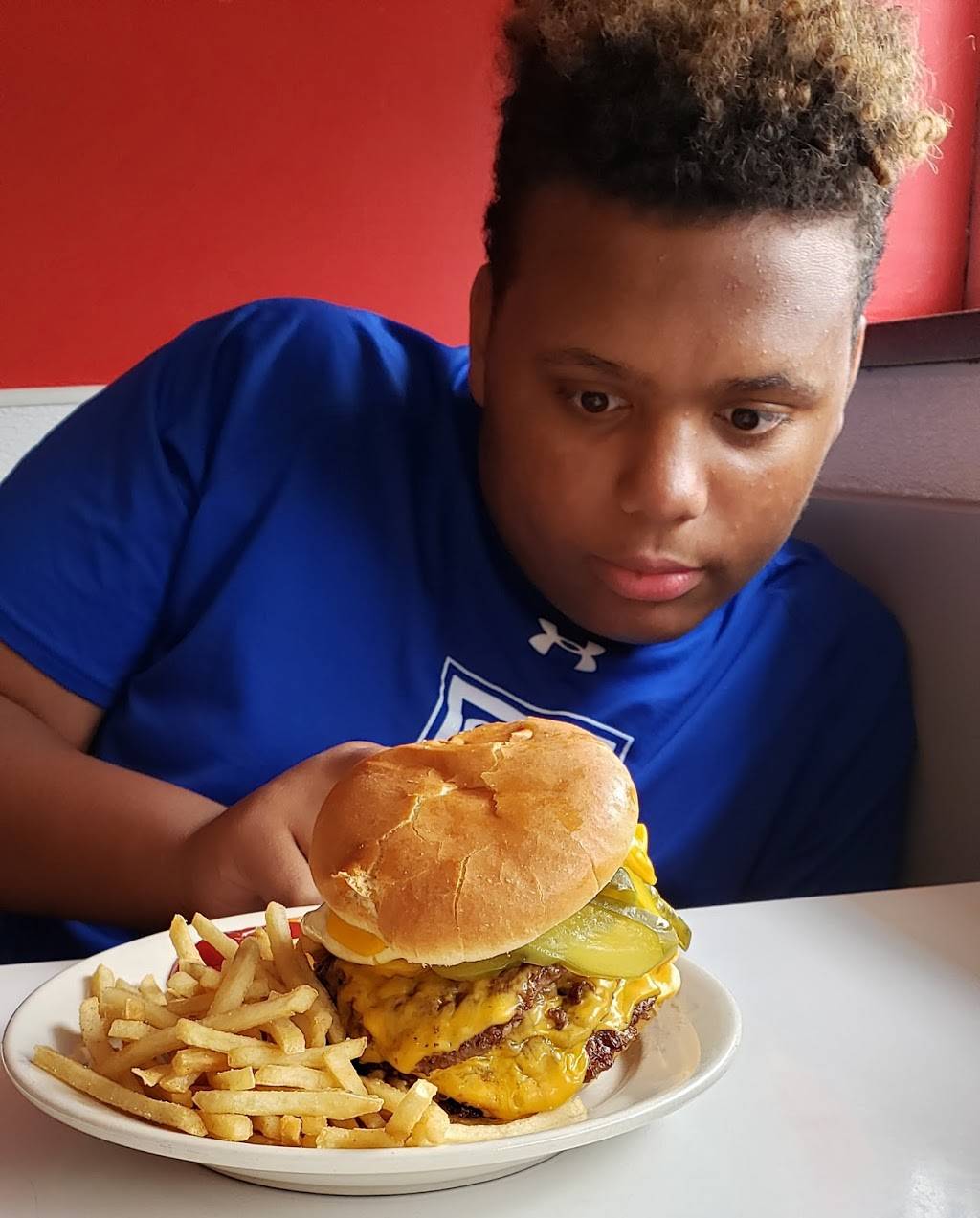 Steak n Shake | restaurant | 310 Wild Geese Rd, Knoxville, TN 37922, USA | 8656752551 OR +1 865-675-2551