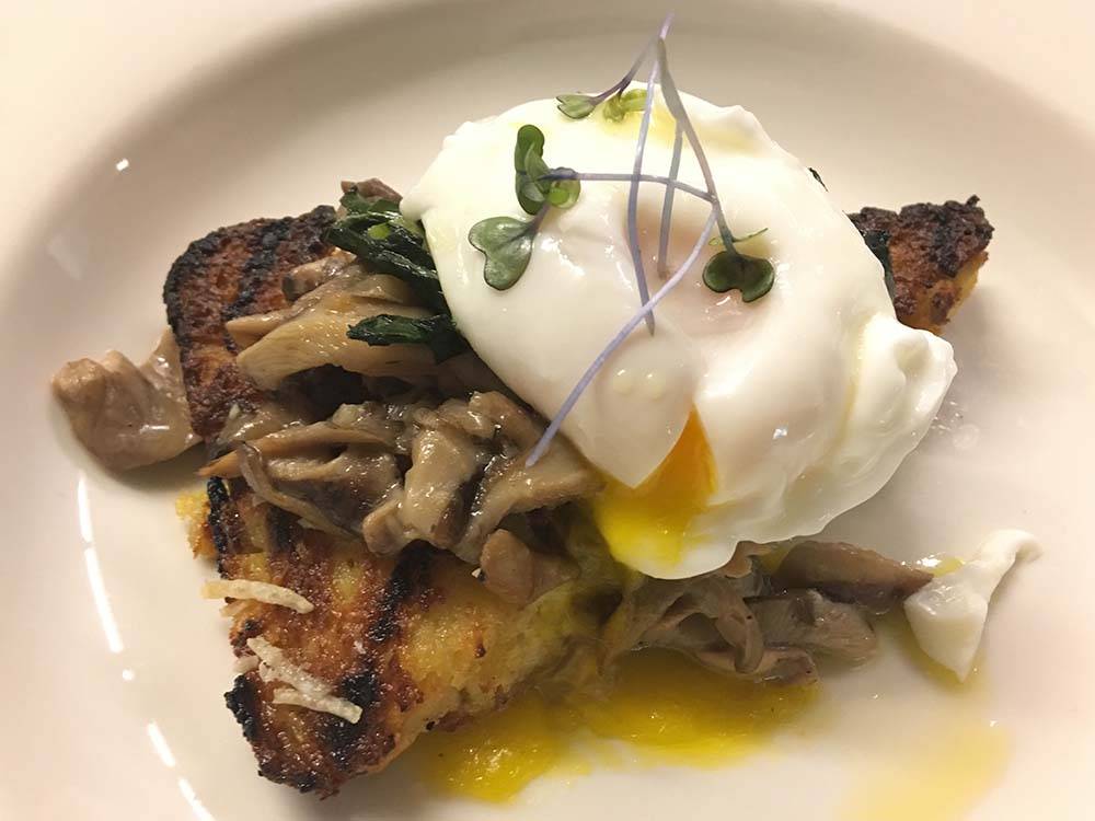 The Stagecoach Tavern | restaurant | 854 S Undermountain Rd, Sheffield, MA 01257, USA | 4132298585 OR +1 413-229-8585