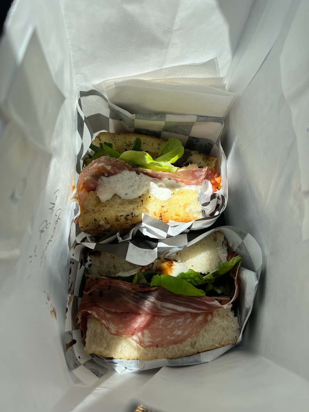 Cold Shoulder Gourmet | restaurant | 1684 Old Towne Rd, Charleston, SC 29407, USA | 8436424680 OR +1 843-642-4680