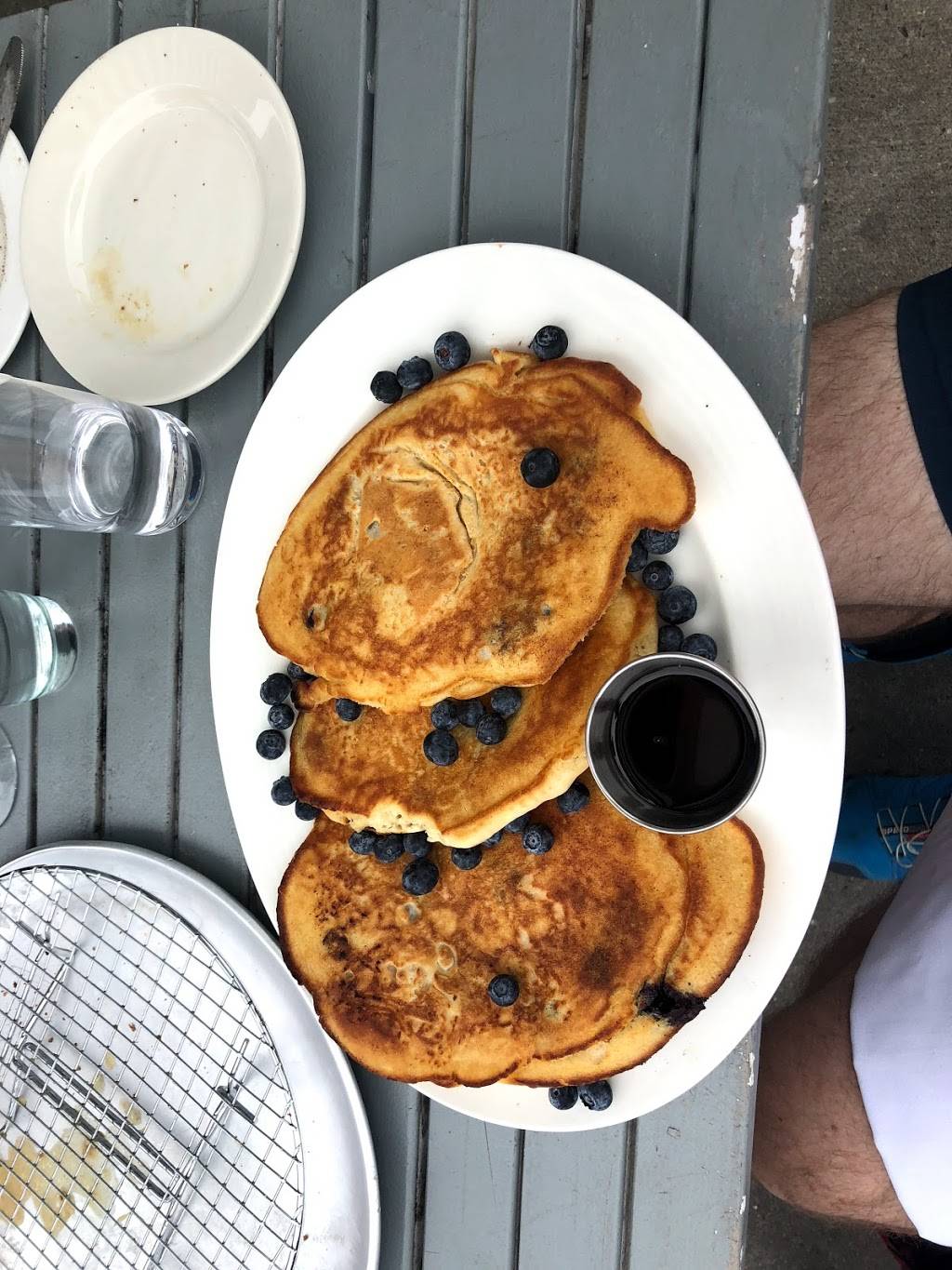 Le Dock | restaurant | Bay Walk, Bay Shore, NY 11706, USA | 6315835200 OR +1 631-583-5200