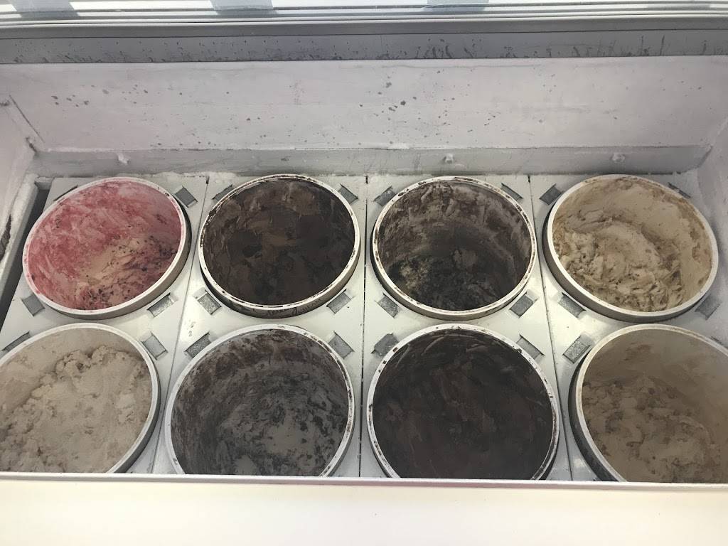 The Chill Factor | restaurant | 989 W Midland Rd, Auburn, MI 48611, USA | 9896627777 OR +1 989-662-7777