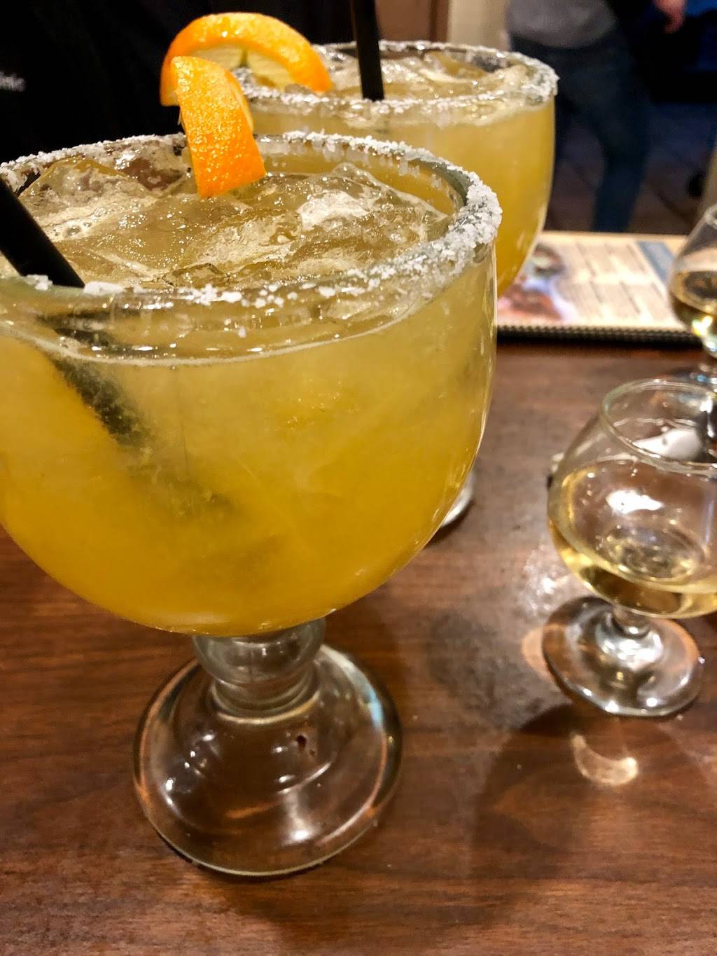 Maya Mexican Restaurant | restaurant | 7431 Ridge Rd, Parma, OH 44129, USA | 4407437650 OR +1 440-743-7650