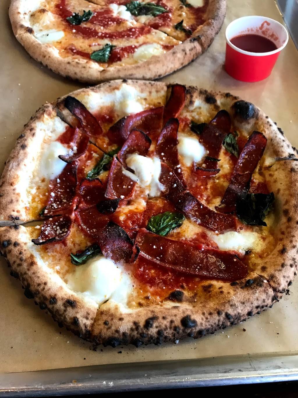 Inizio Pizza Napoletana Dilworth | restaurant | 2230 Park Rd Suite 101, Charlotte, NC 28203, USA | 7049000929 OR +1 704-900-0929