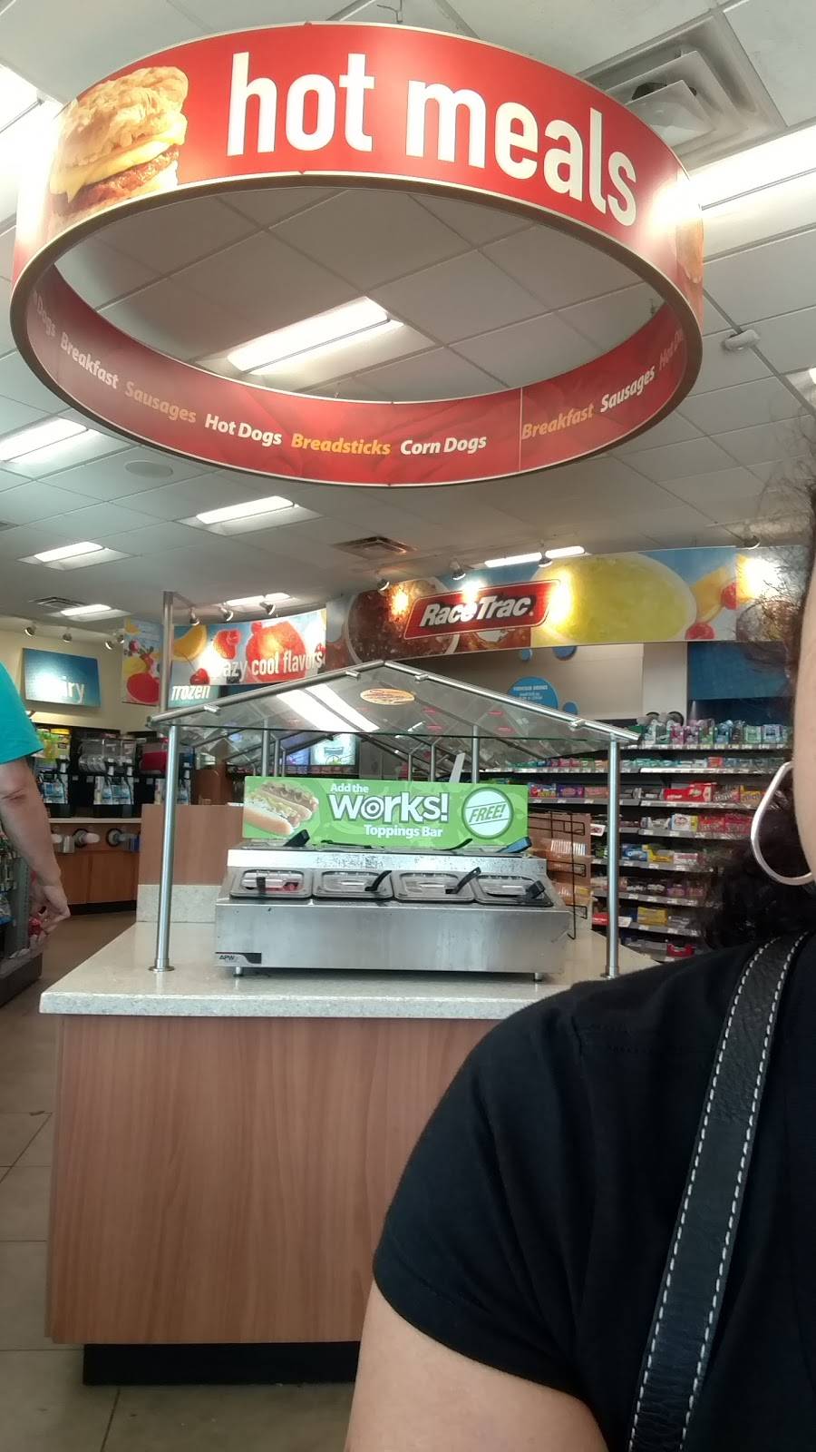 RaceTrac | bakery | 1294 W Ridge Rd, Gainesville, GA 30501, USA | 7705357002 OR +1 770-535-7002