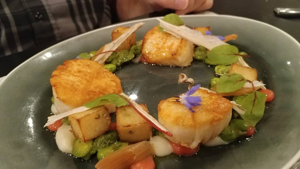 Stofa Restaurant | restaurant | 1356 Wellington St W, Ottawa, ON K1Y 3C3, Canada | 6137226555 OR +1 613-722-6555