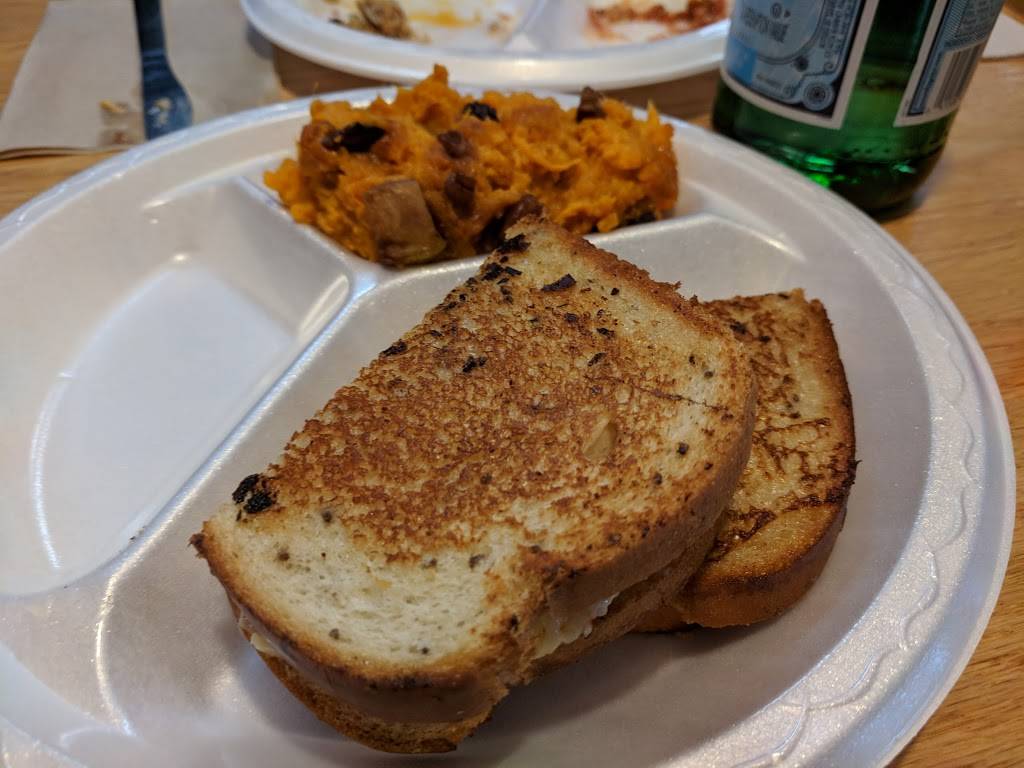 Stono Market and Tomato Shed Cafe | bakery | 842 Main Rd, Johns Island, SC 29455, USA | 8435599999 OR +1 843-559-9999