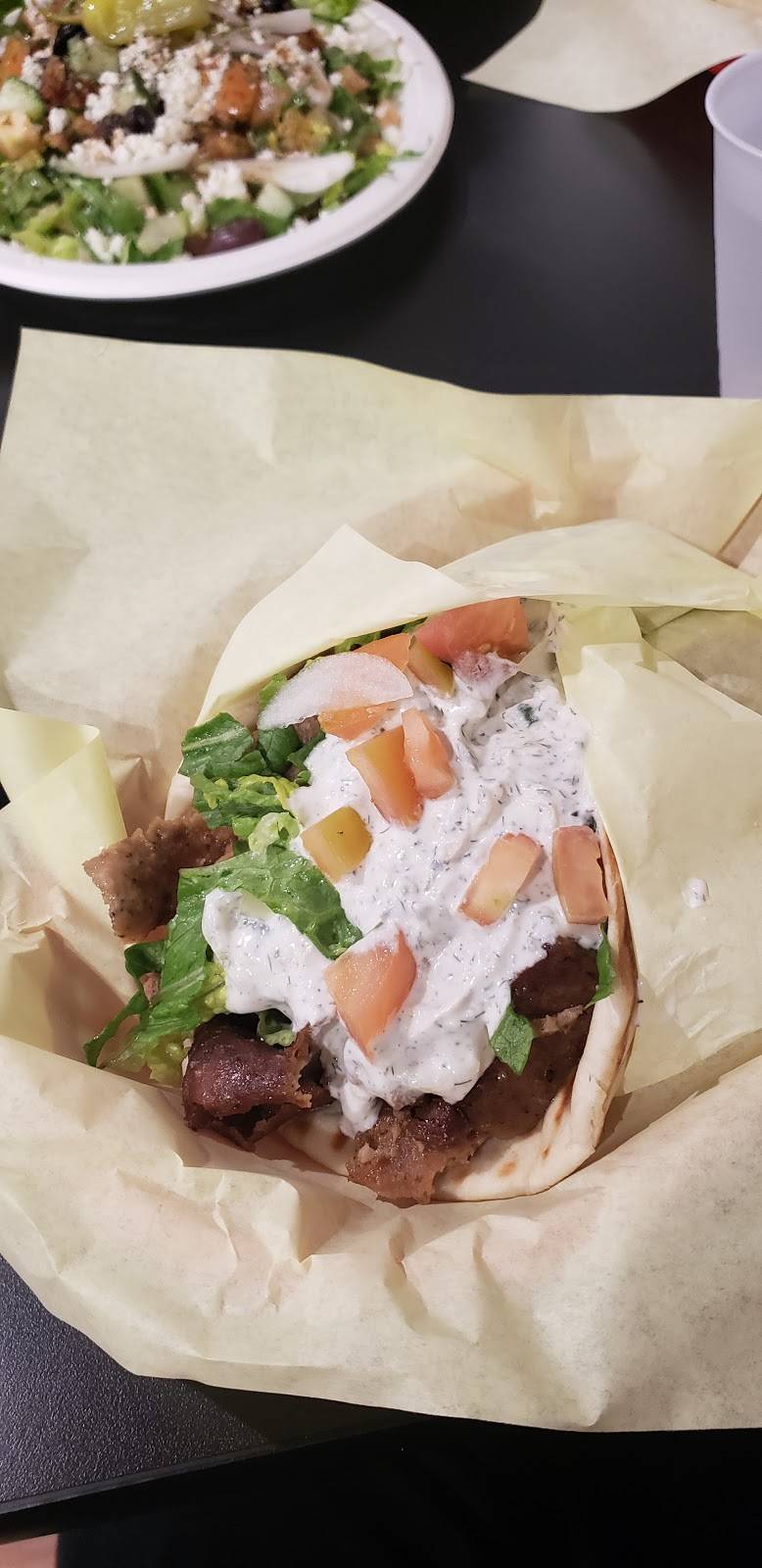 Giant Gyros | restaurant | 18 SE 82nd Ave, Portland, OR 97216, USA | 5032525932 OR +1 503-252-5932