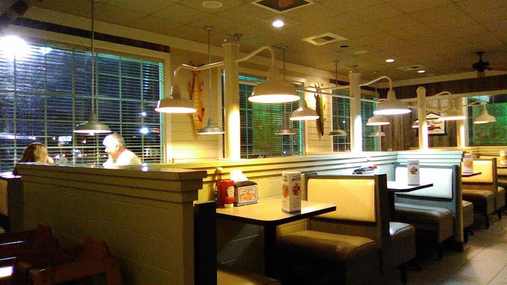 Captain Ds | restaurant | 3330 S Crater Rd, Petersburg, VA 23805, USA | 8048628520 OR +1 804-862-8520