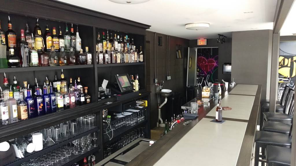 Father Fats Public House | restaurant | 945 Clark St, Stevens Point, WI 54481, USA | 7155444054 OR +1 715-544-4054