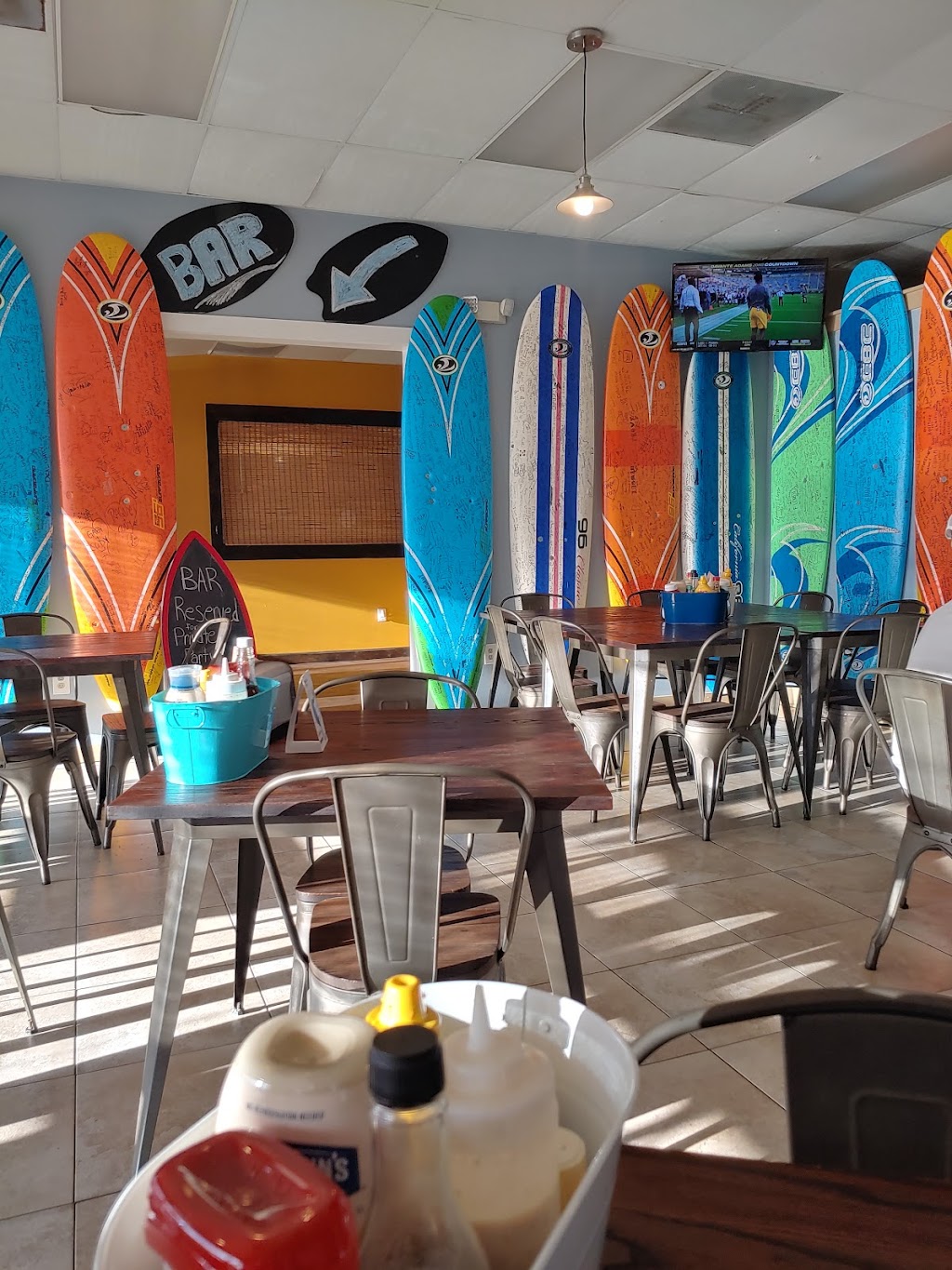 Beach Castle Burgers | restaurant | 461 Ranger Rd #5, Mary Esther, FL 32569, USA | 8505867550 OR +1 850-586-7550