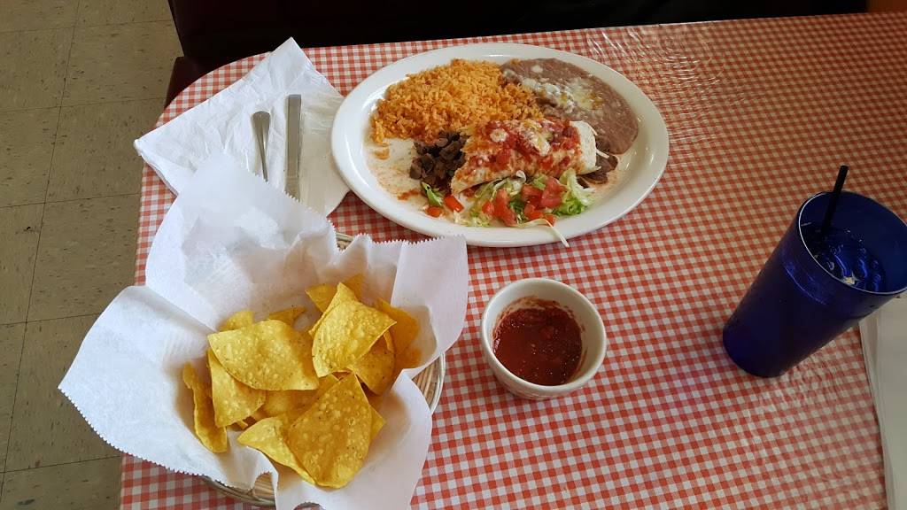 Little Familia Tex Mex Restaurant | restaurant | 1100 W Main St, Green Forest, AR 72638, USA | 8704385472 OR +1 870-438-5472