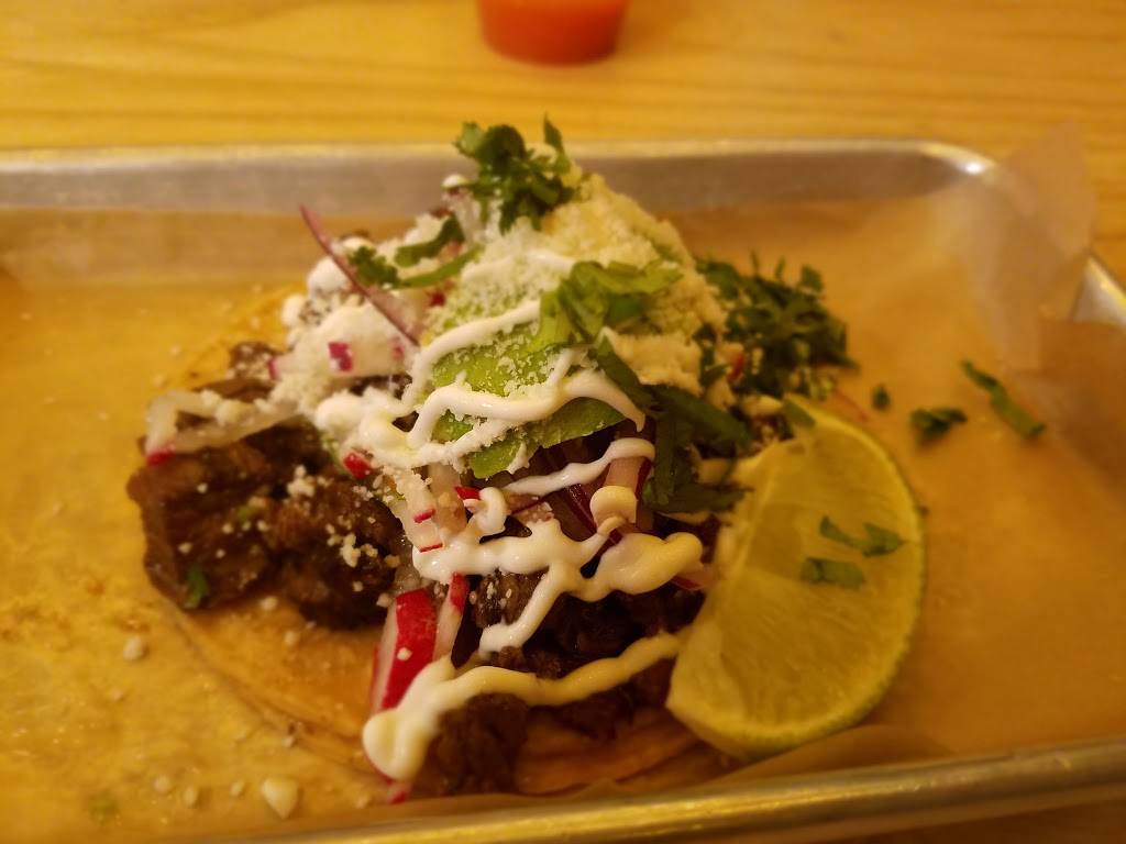 Mateos Taqueria | restaurant | 2471 Mission St, San Francisco, CA 94110, USA | 4156486000 OR +1 415-648-6000