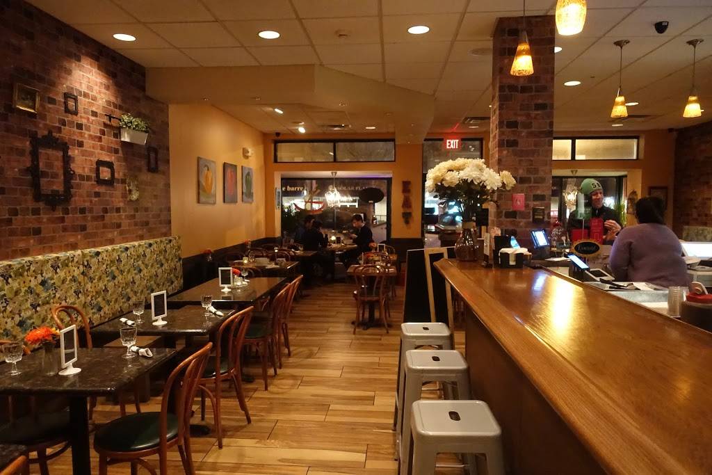 Thai and Pho Bistro | restaurant | 2153 P St NW, Washington, DC 20037, USA | 2025063508 OR +1 202-506-3508